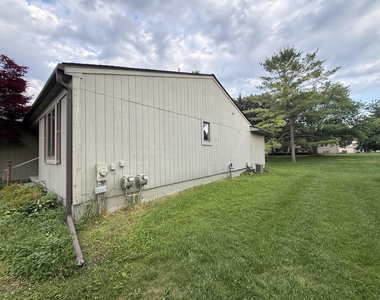 741 Woods Court - Photo Thumbnail 28