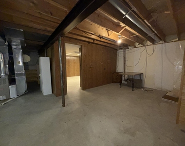 741 Woods Court - Photo Thumbnail 20