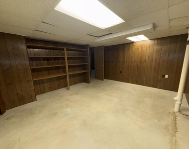 741 Woods Court - Photo Thumbnail 22