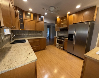 741 Woods Court - Photo Thumbnail 4