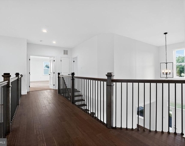 409 Longview Drive - Photo Thumbnail 26