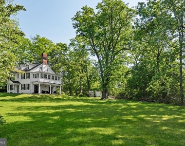 1404 E Butler Pike - Photo Thumbnail 7