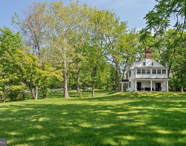 1404 E Butler Pike - Photo Thumbnail 8