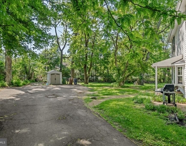 1404 E Butler Pike - Photo Thumbnail 14