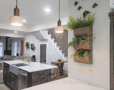 227 West Street - Photo Thumbnail 15