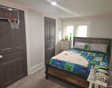 227 West Street - Photo Thumbnail 30