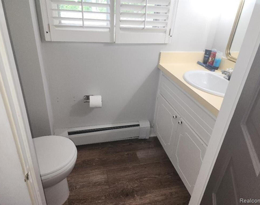 227 West Street - Photo Thumbnail 31