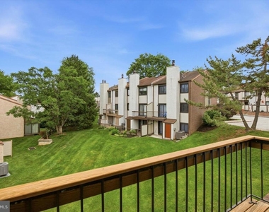 804 Bismark Way - Photo Thumbnail 17