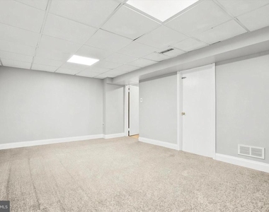 804 Bismark Way - Photo Thumbnail 31