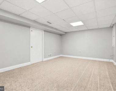 804 Bismark Way - Photo Thumbnail 30