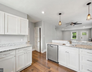 732 W Railroad Avenue - Photo Thumbnail 17