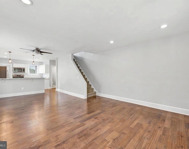 732 W Railroad Avenue - Photo Thumbnail 5