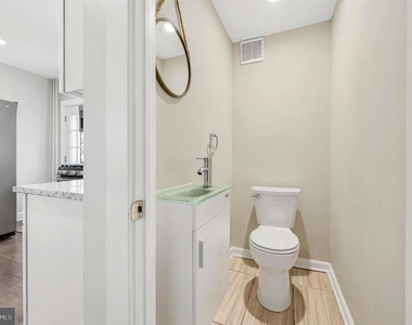 732 W Railroad Avenue - Photo Thumbnail 11