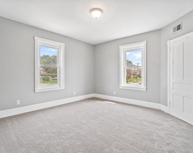 203 S Springfield Road - Photo Thumbnail 9