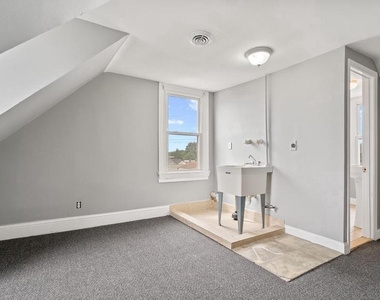 203 S Springfield Road - Photo Thumbnail 12