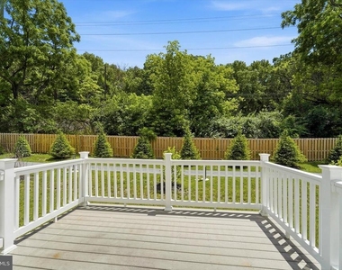 59 Four Leaf Drive - Photo Thumbnail 21