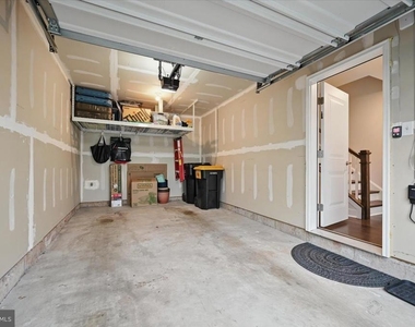 825 Pecan Road - Photo Thumbnail 27