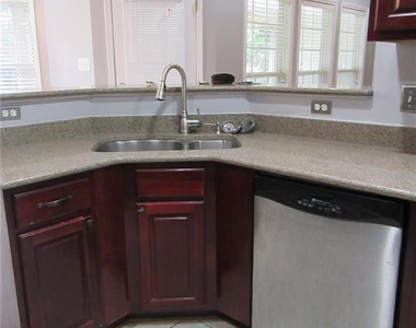 236 Palomar Street - Photo Thumbnail 12