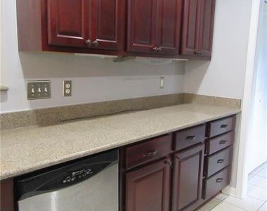 236 Palomar Street - Photo Thumbnail 9
