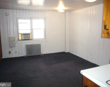 121 E Gay Street - Photo Thumbnail 2