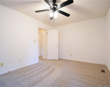 1328 Butterwood Circle - Photo Thumbnail 9