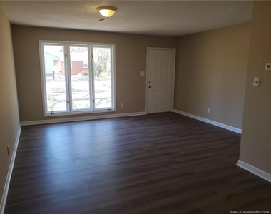 300 Rodie Avenue - Photo Thumbnail 13