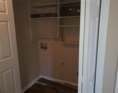 300 Rodie Avenue - Photo Thumbnail 6