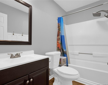 1928 Daphne Circle - Photo Thumbnail 24