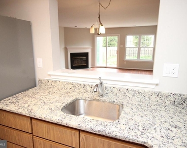 29 Van Horn Place - Photo Thumbnail 17
