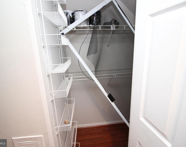 29 Van Horn Place - Photo Thumbnail 22