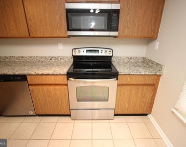 29 Van Horn Place - Photo Thumbnail 23