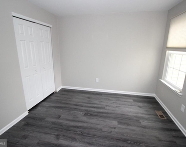 29 Van Horn Place - Photo Thumbnail 9