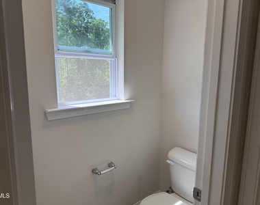 108 Mallard Loop Drive - Photo Thumbnail 10