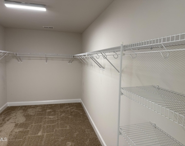 108 Mallard Loop Drive - Photo Thumbnail 12