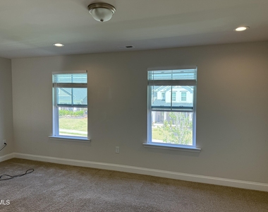 108 Mallard Loop Drive - Photo Thumbnail 14