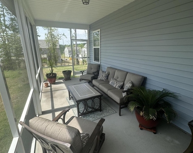 89 W Ravano Drive - Photo Thumbnail 8