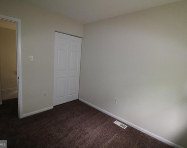 32 Pin Oak Lane - Photo Thumbnail 8