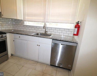 32 Pin Oak Lane - Photo Thumbnail 12
