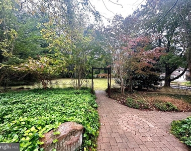 1 High Acres Drive - Photo Thumbnail 7