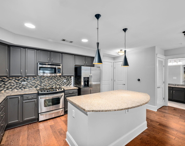 222 Glenwood - Photo Thumbnail 1