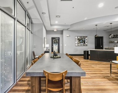 222 Glenwood - Photo Thumbnail 33