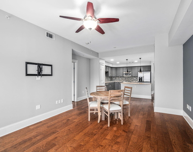 222 Glenwood - Photo Thumbnail 6