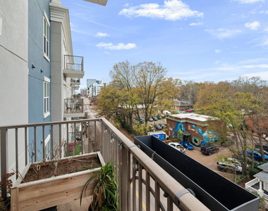 222 Glenwood - Photo Thumbnail 18