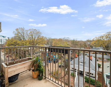 222 Glenwood - Photo Thumbnail 16