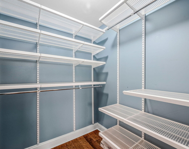 222 Glenwood - Photo Thumbnail 23