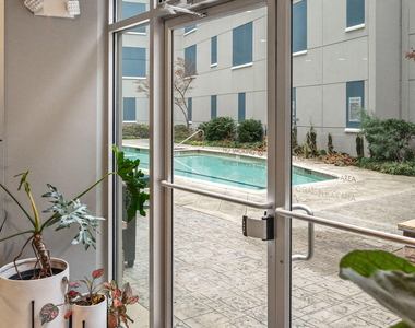 222 Glenwood - Photo Thumbnail 29