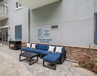 222 Glenwood - Photo Thumbnail 37