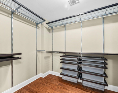 222 Glenwood - Photo Thumbnail 12