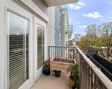 222 Glenwood - Photo Thumbnail 17