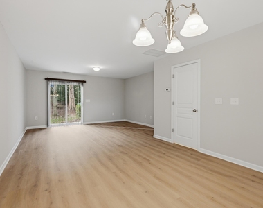 2907 Berkeley Springs Place - Photo Thumbnail 9